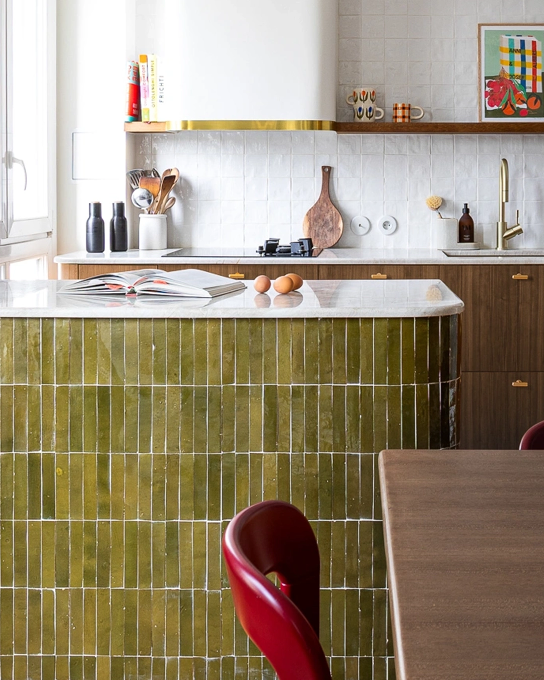 Green rectangular tiles on kitchen island